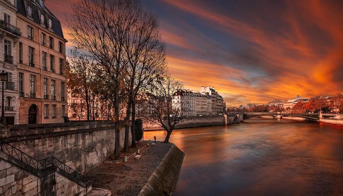 L'île Saint Louis au cœur de Paris