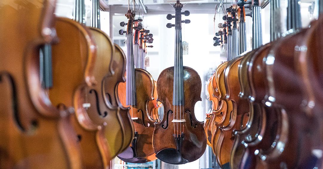 [e-café] Les secrets du métier du luthier et le Stradivarius
